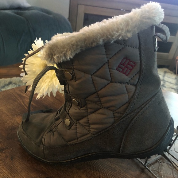 columbia women's ankle boots